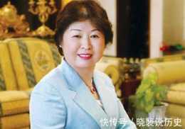 中國第一位女性首富張茵,靠著收廢紙起家,如今已坐擁上億身家